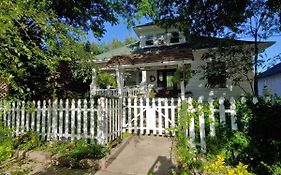 Delano Bed And Breakfast